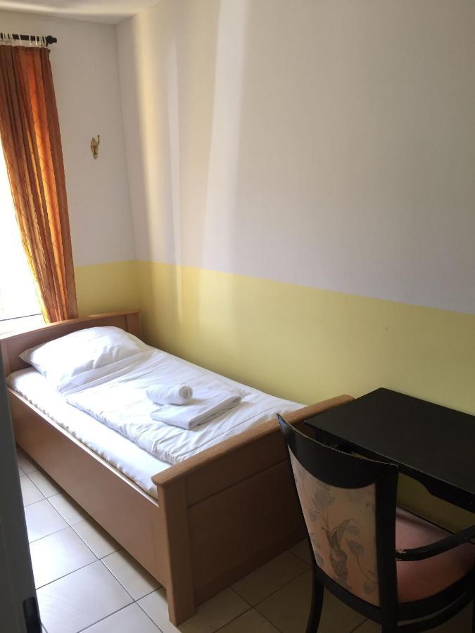 A&S Ferienwohnungenbonner Str 49 Экстерьер фото